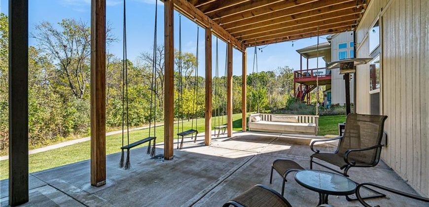 Homes for Sale in Parkville, MO 64152 | 7295 NW FOREST LAKES Drive