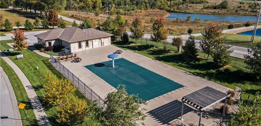 Homes for Sale in Parkville, MO 64152 | 7295 NW FOREST LAKES Drive