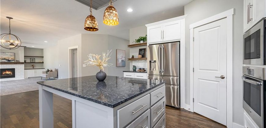 Homes for Sale in Parkville, MO 64152 | 7295 NW FOREST LAKES Drive