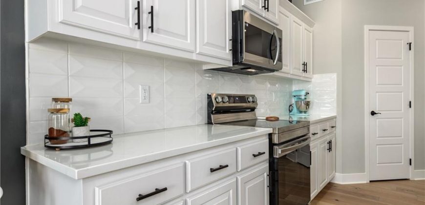 Homes for Sale in Kansas City, MO 64155 | 3648 NE 91st Terrace