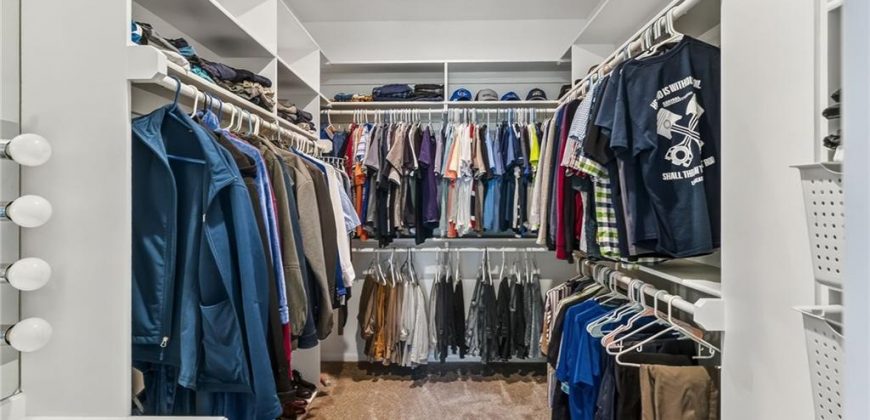 Homes for Sale in Liberty, MO 64068 | 9623  Betsy Ross Lane