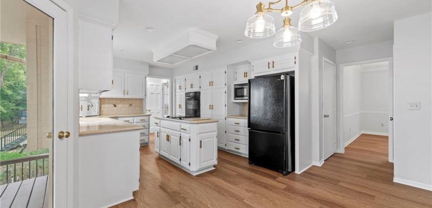 Homes for Sale in Kansas City, MO 64151 | 4102 NW 75th Street