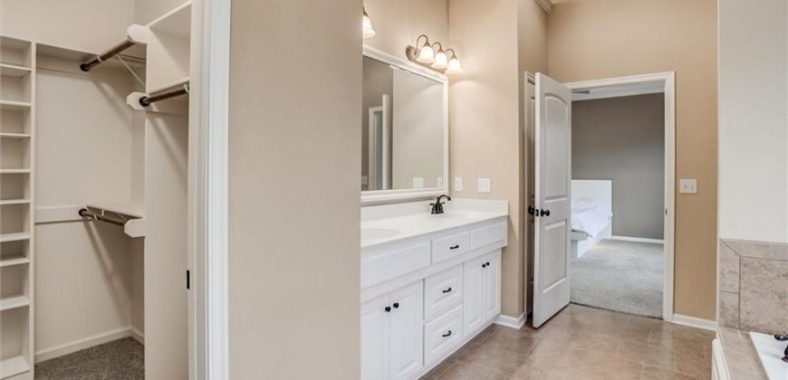 Homes for Sale in Kansas City, MO 64155 | 1715 NW 93rd Street