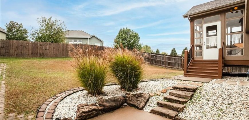 Homes for Sale in Kansas City, MO 64155 | 1715 NW 93rd Street