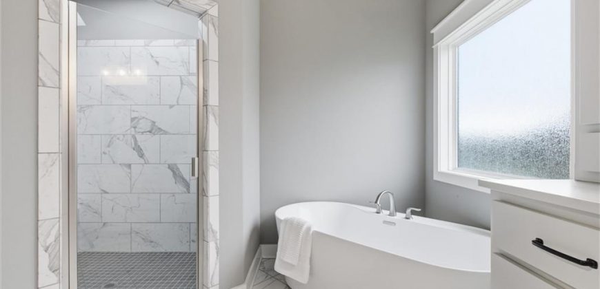 Homes for Sale in Kansas City, MO 64156 | 2703 NE 92nd Street