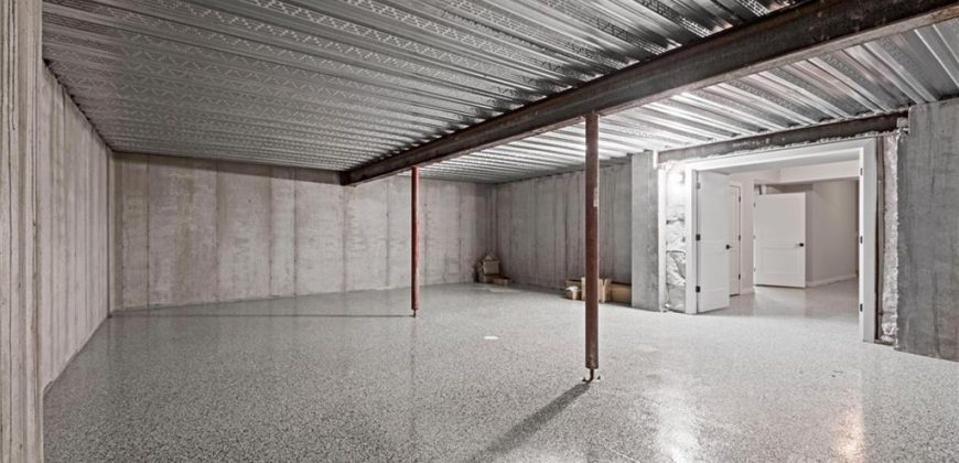 Homes for Sale in Kansas City, MO 64156 | 2703 NE 92nd Street