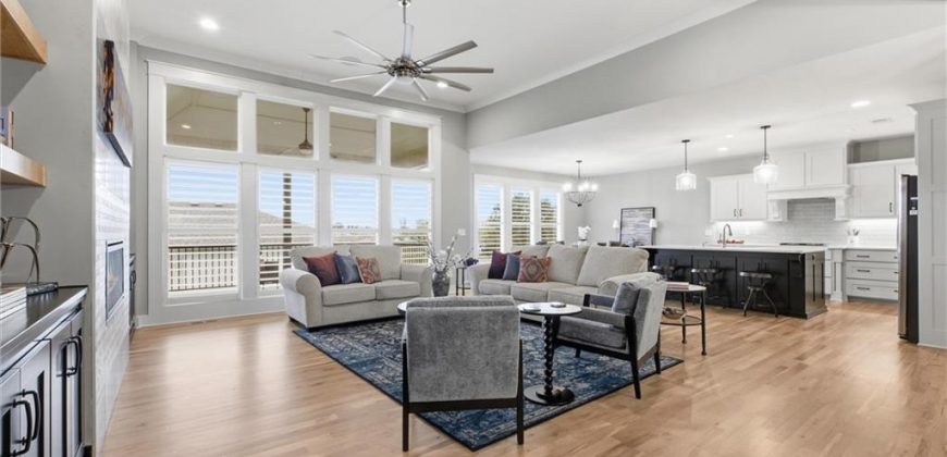 Homes for Sale in Kansas City, MO 64156 | 2703 NE 92nd Street