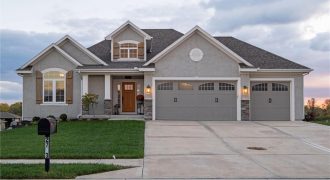 Homes for Sale in Kansas City, MO 64156 | 2703 NE 92nd Street