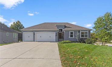 Homes for Sale in Kansas City, MO 64155 | 10512 N Euclid Avenue