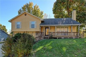 9807-NW-85th-Terrace-mls-2586888-image-1