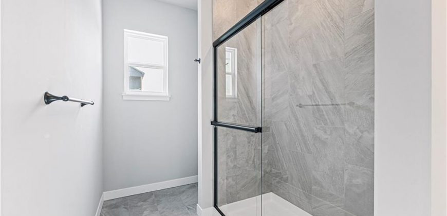 Homes for Sale in Kansas City, MO 64154 | 3024 NW 96th Terrace