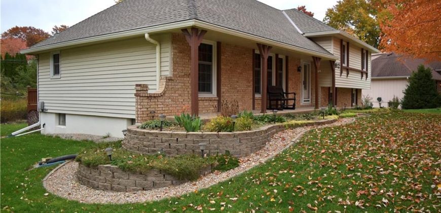 Homes for Sale in Gladstone, MO 64118 | 1612 NE Rosewood Drive