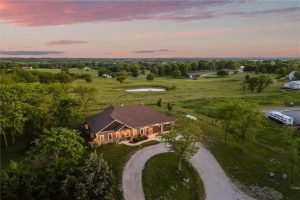 9425--188th-Street-mls-2550598-image-1