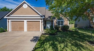 Homes for Sale in Kansas City, MO 64158 | 7503 N LEWIS Avenue