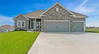 Homes for Sale in Kansas City, MO 64156 | 3707 NE 90th Street