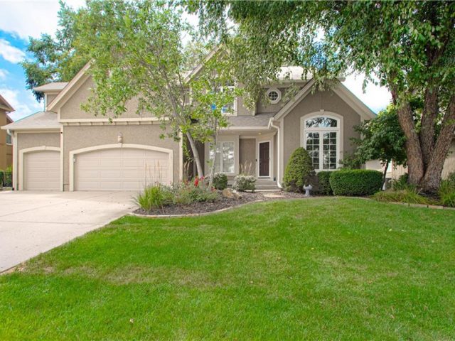 Homes for Sale in Kansas City, MO 64154 | 5619 NW 108TH Terrace