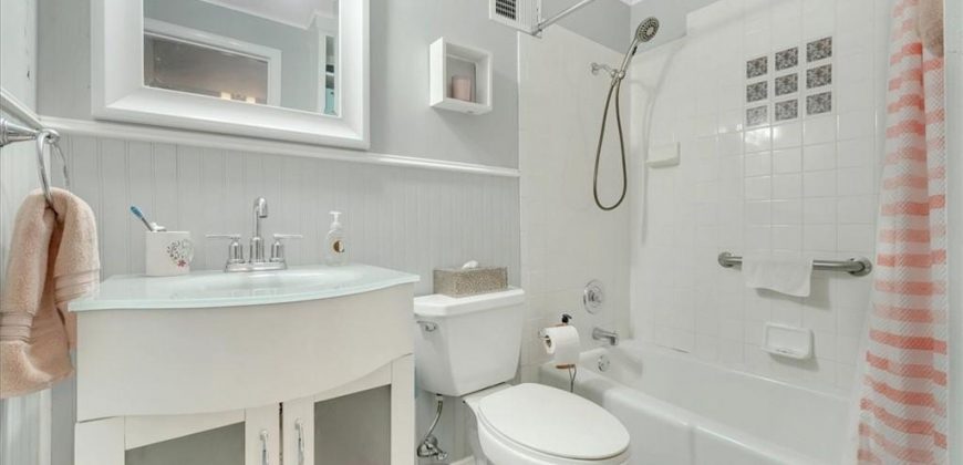 Homes for Sale in Kansas City, MO 64119 | 5728 N DENVER Avenue