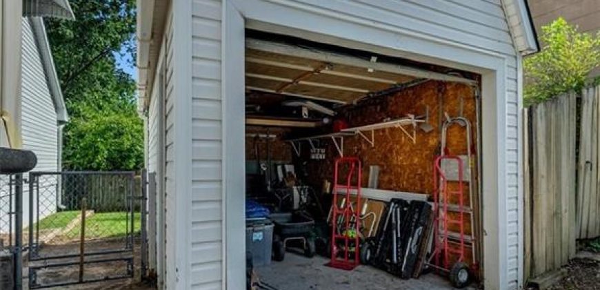 Homes for Sale in Kansas City, MO 64119 | 5728 N DENVER Avenue