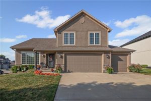 9000-N-Mersington-Avenue-mls-2572110-image-1