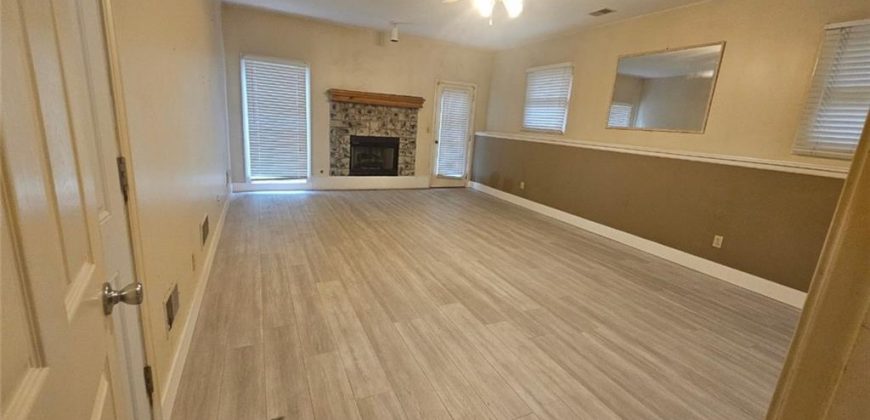 Homes for Sale in Kansas City, MO 64155 | 1408 NE 101st Terrace