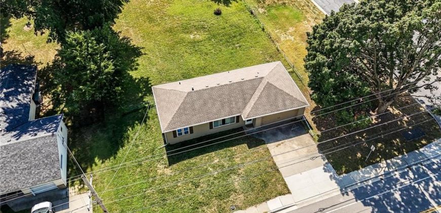 Homes for Sale in Gladstone, MO 64118 | 801 NE 76th Street