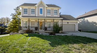 Homes for Sale in Smithville, MO 64089 | 14620  Shamrock Way