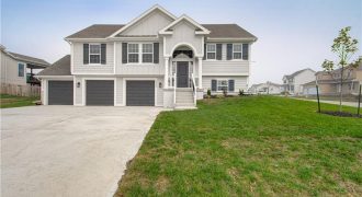 Homes for Sale in Kansas City, MO 64156 | 6022 NE 118th Terrace