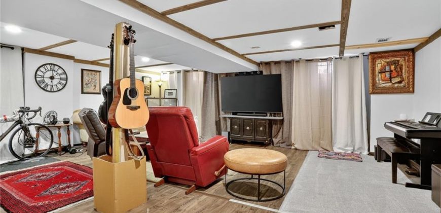 Homes for Sale in Kansas City, MO 64152 | 6811 NW Pleasant View Drive