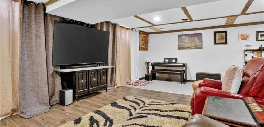 Homes for Sale in Kansas City, MO 64152 | 6811 NW Pleasant View Drive