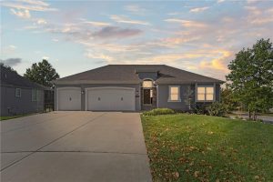 10512-N-Euclid-Avenue-mls-2584646-image-1