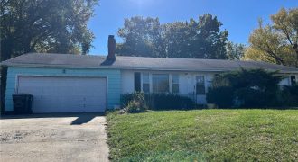 Homes for Sale in Kansas City, MO 64155 | 811 NE Barry Road