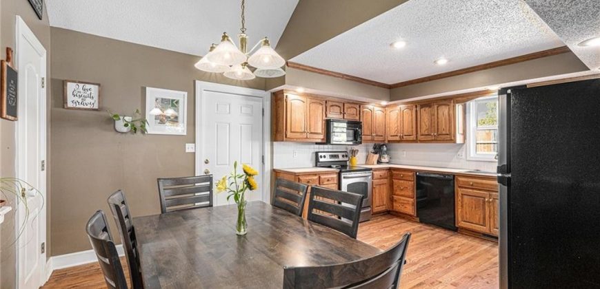 Homes for Sale in Kansas City, MO 64116 | 3542 NE Rock Creek Drive