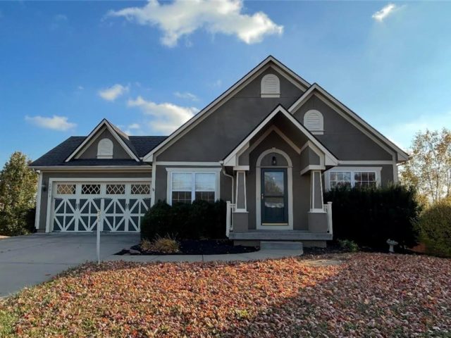 Homes for Sale in Weston, MO 64098 | 17913  Sunset Drive