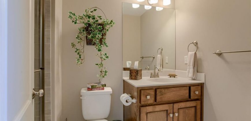 Homes for Sale in Kansas City, MO 64154 | 6123 NW 104th Terrace