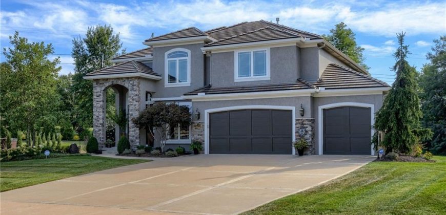 Homes for Sale in Kansas City, MO 64154 | 6123 NW 104th Terrace