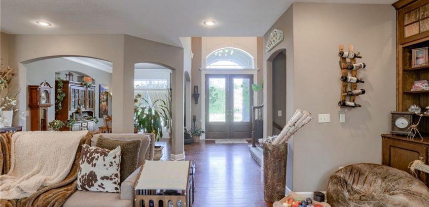 Homes for Sale in Kansas City, MO 64154 | 6123 NW 104th Terrace