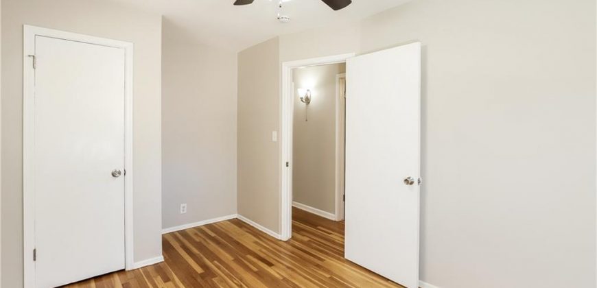 Homes for Sale in Liberty, MO 64068 | 915 S Prairie Street