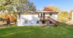 Homes for Sale in Parkville, MO 64152 | 6705 NW Hidden Valley Road