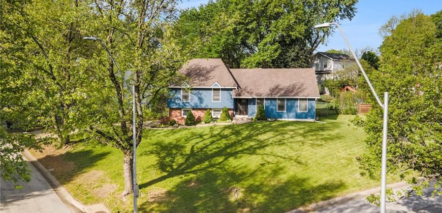 Homes for Sale in Kansas City, MO 64155 | 9708 N Campbell Drive