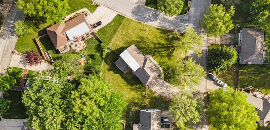 Homes for Sale in Kansas City, MO 64155 | 9708 N Campbell Drive