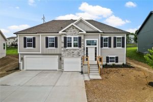 988--Poplar-Lane-mls-2559154-image-1