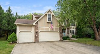 Homes for Sale in Liberty, MO 64068 | 1408  Telford Drive