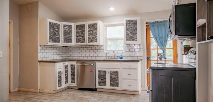 Homes for Sale in Excelsior Springs, MO 64024 | 607  Old Orchard Avenue