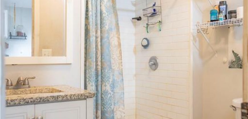 Homes for Sale in Excelsior Springs, MO 64024 | 607  Old Orchard Avenue