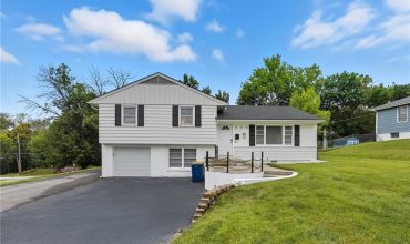 Homes for Sale in Kansas City, MO 64155 | 800 NE 90th Street