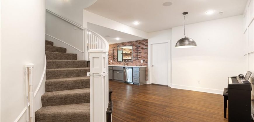 Homes for Sale in Kansas City, MO 64157 | 8719  Sycamore Avenue