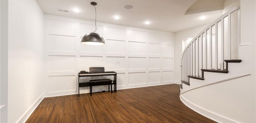 Homes for Sale in Kansas City, MO 64157 | 8719  Sycamore Avenue