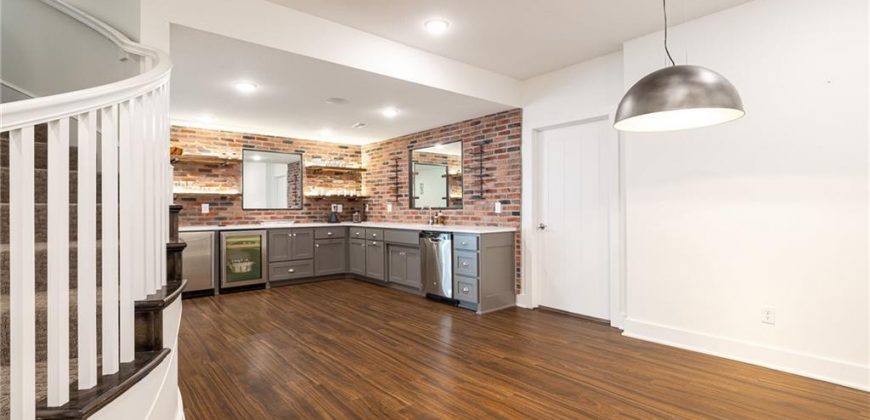 Homes for Sale in Kansas City, MO 64157 | 8719  Sycamore Avenue