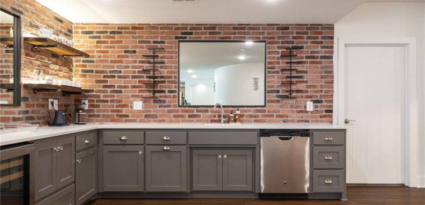 Homes for Sale in Kansas City, MO 64157 | 8719  Sycamore Avenue