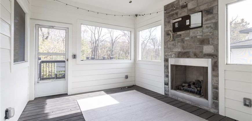 Homes for Sale in Kansas City, MO 64157 | 8719  Sycamore Avenue